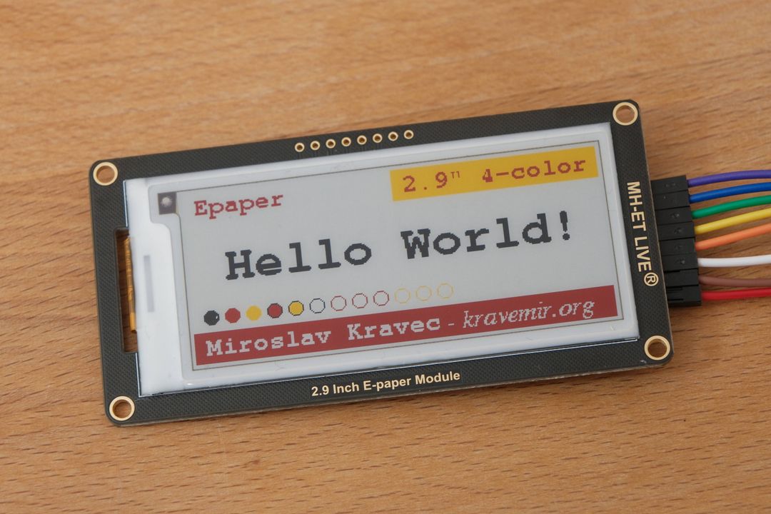 Front side of MH-ET Live 2.9" 4-color epaper module